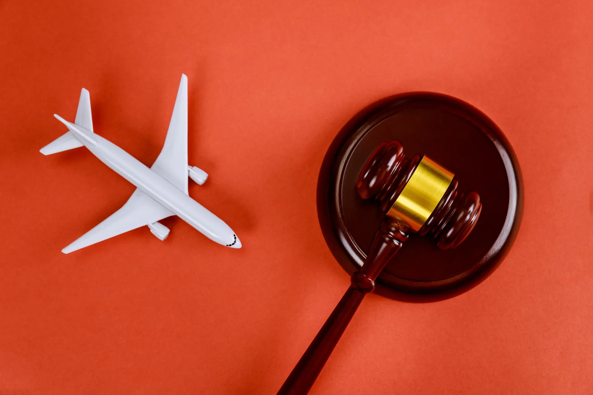 legal-procedures-with-airplane-travel